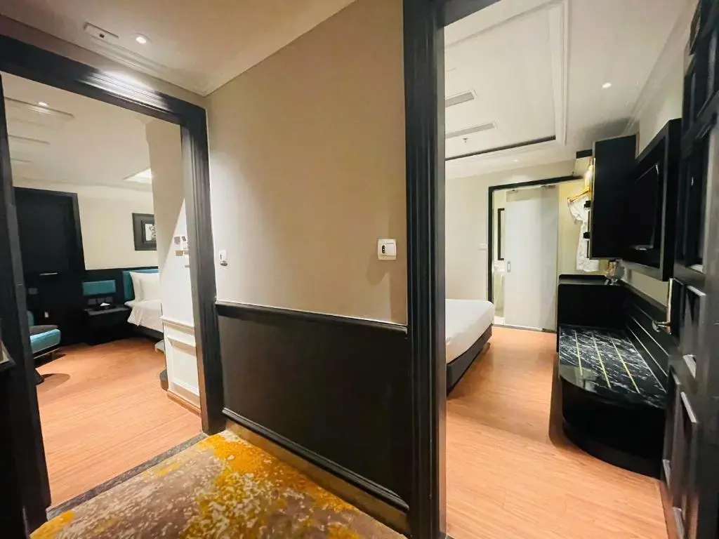 Khách sạn Champton Hà Nội Hotel