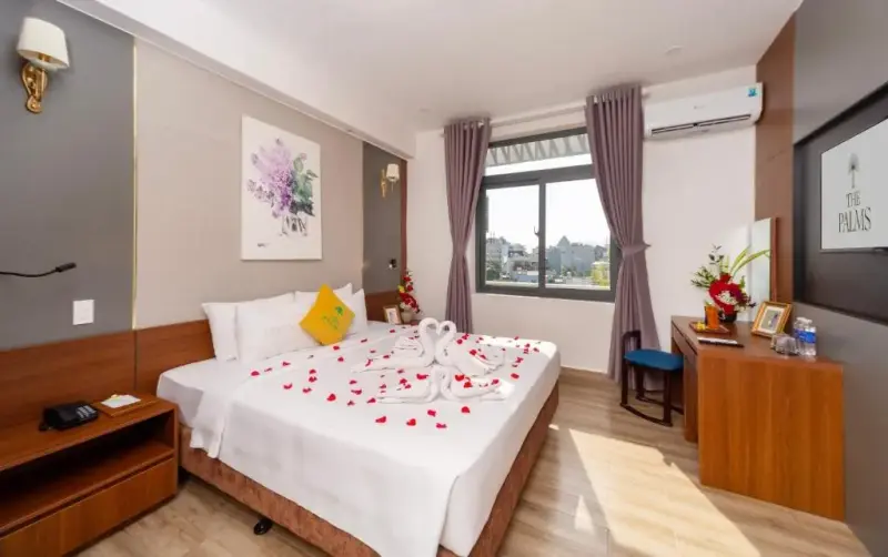 Khách sạn The Palms Hotel Phan Thiết - Suite City View