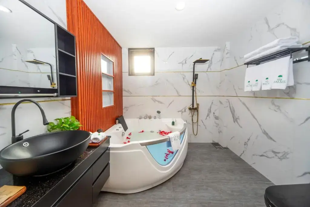 Khách sạn The Palms Hotel Phan Thiết