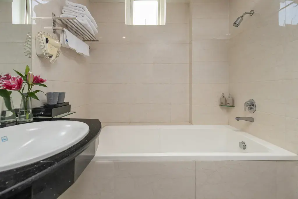 Khách sạn Le Charmant Hotel Đà Nẵng