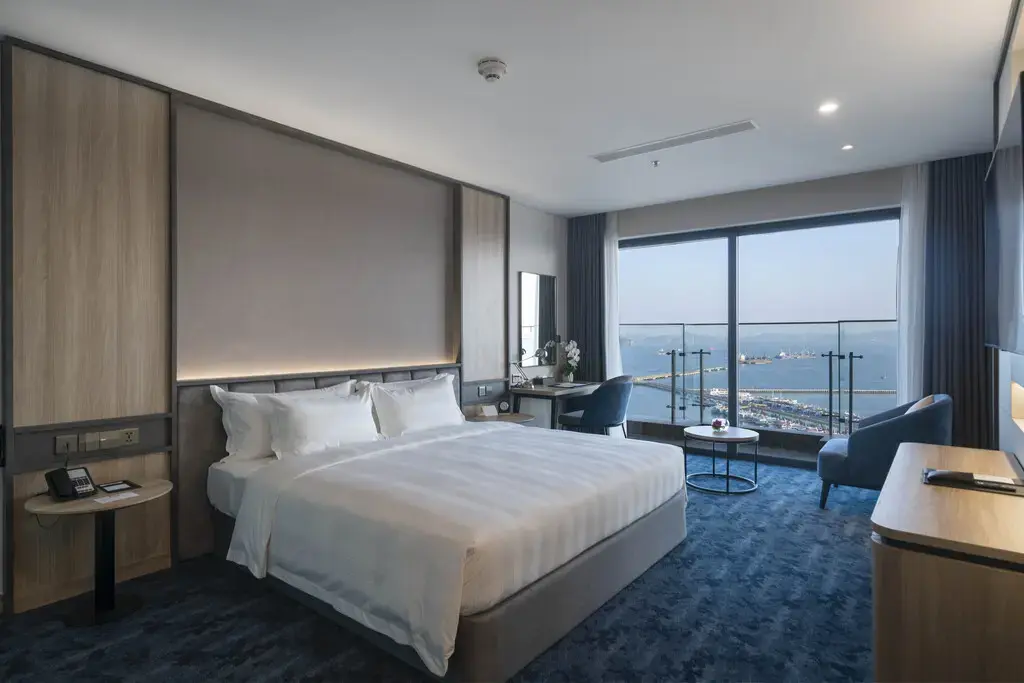 Khách sạn Wyndham Garden Legend Hạ Long