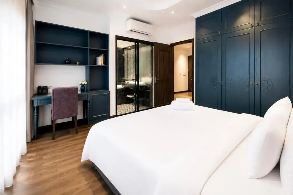 Khách sạn Eli Rina Hotel Hà Nội