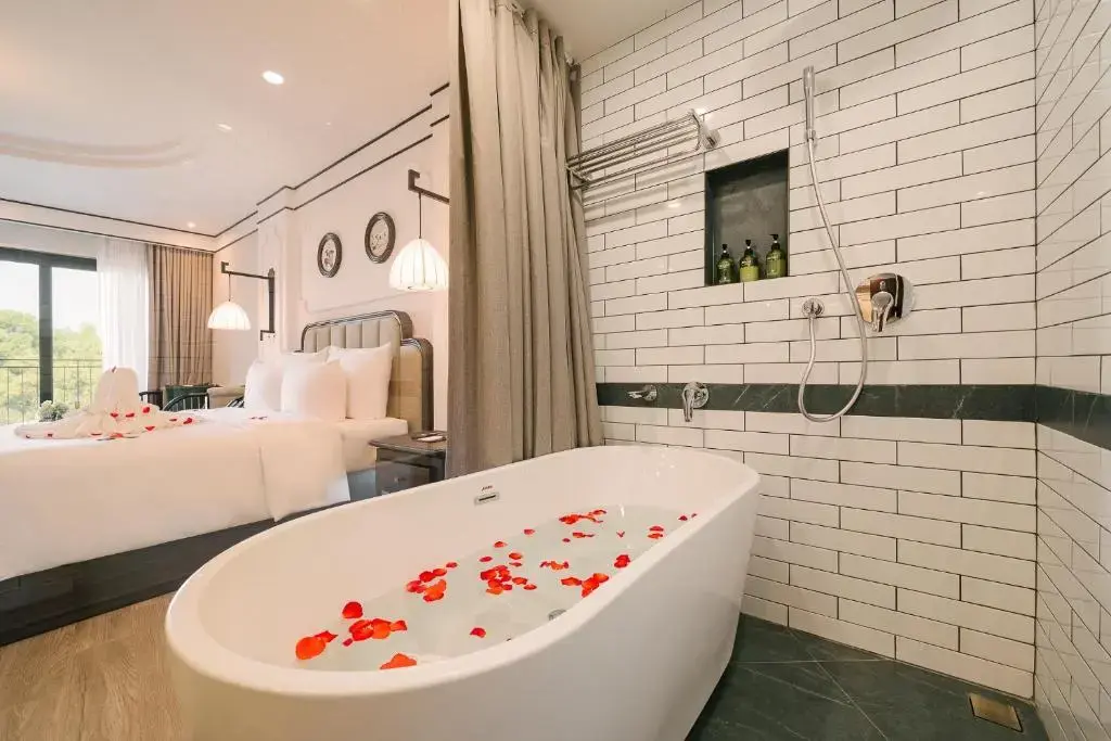 Soc Village Wellness & Retreat Hà Nội Resort