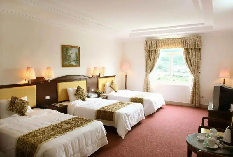 Khách sạn Dragon Airport Hotel Hà Nội - Superior 3 Giường