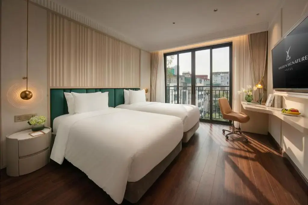 Khách sạn Luxeden Hotel Hà Nội