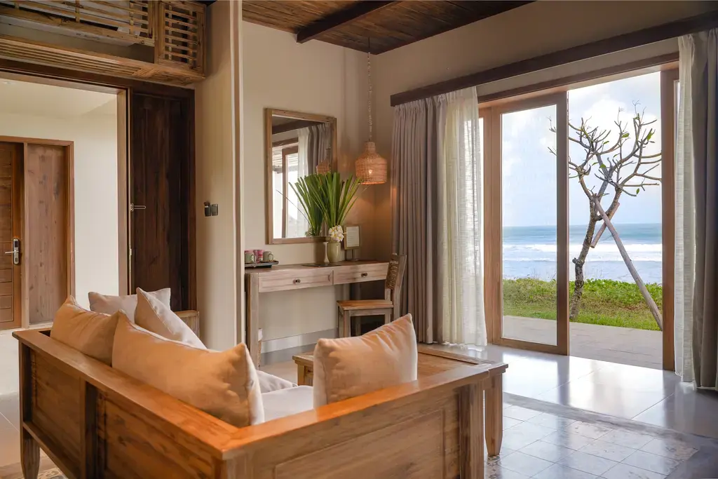 Crown Retreat Resort Quy Nhơn Bình Định