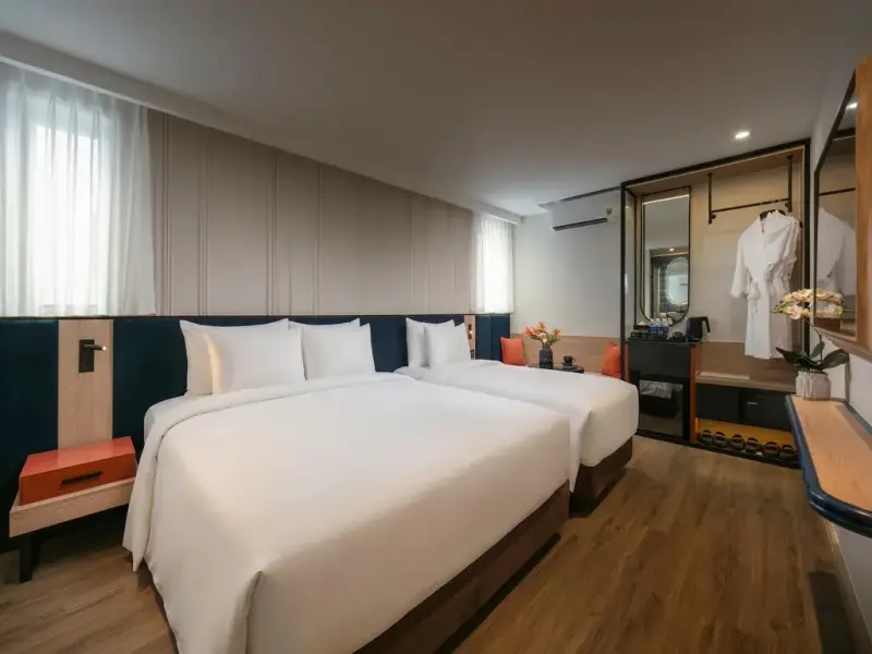 Khách sạn MAY DE VILLE Prestige Hotel Hà Nội - Signature Triple - Partial City View
