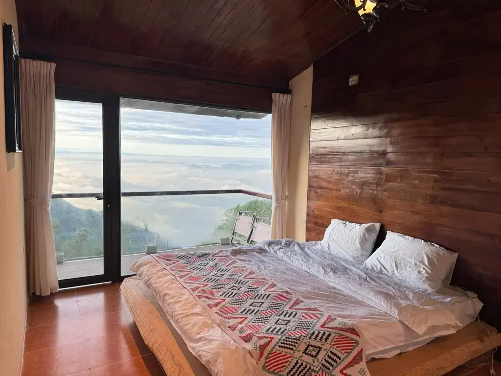 Homestay Chillout Village Tà Xùa Sơn La