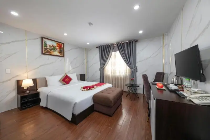 Khách sạn Aria Central Hotel & Spa Hà Nội - Suite city view
