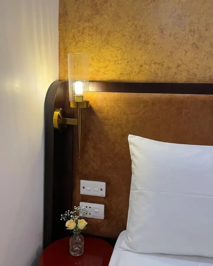 Khách sạn Valoria Premium Hanoi Hotel and Travel Hà Nội
