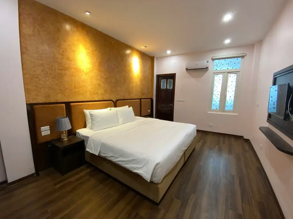 Khách sạn Valoria Premium Hanoi Hotel and Travel Hà Nội