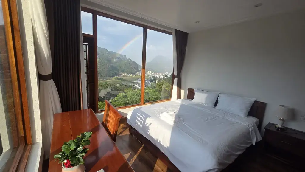 Khách sạn Việt Sơn Lâm Hotel Đồng Văn Hà Giang