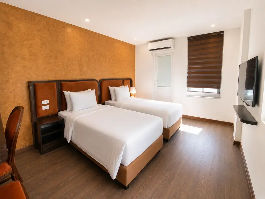 Khách sạn Valoria Premium Hanoi Hotel and Travel Hà Nội