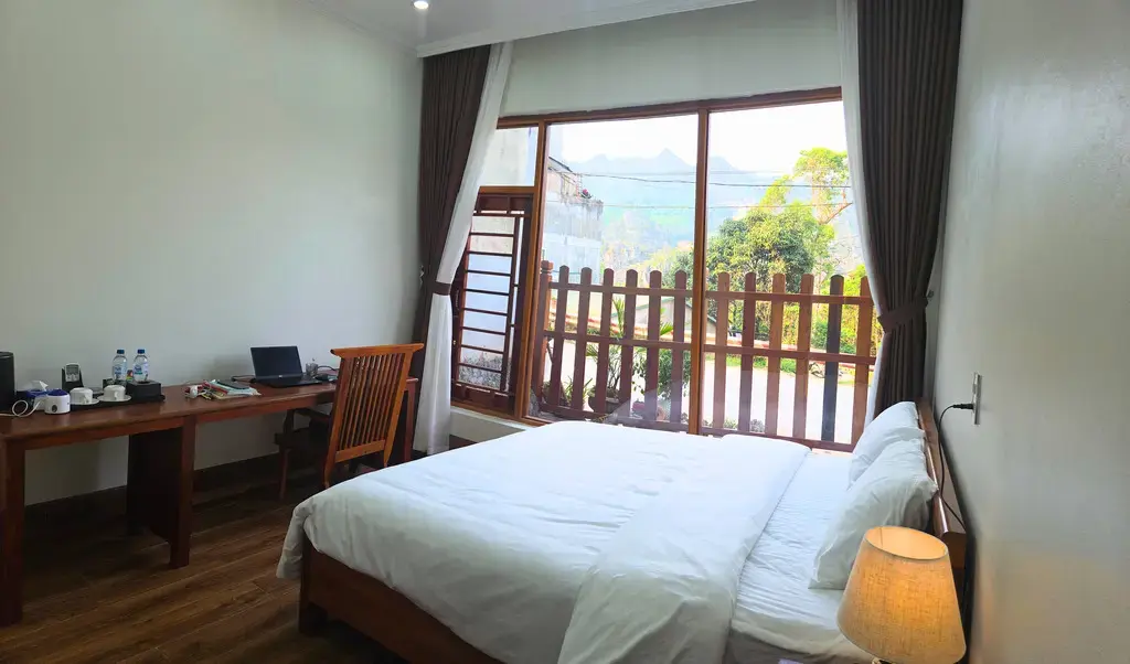 Khách sạn Việt Sơn Lâm Hotel Đồng Văn Hà Giang