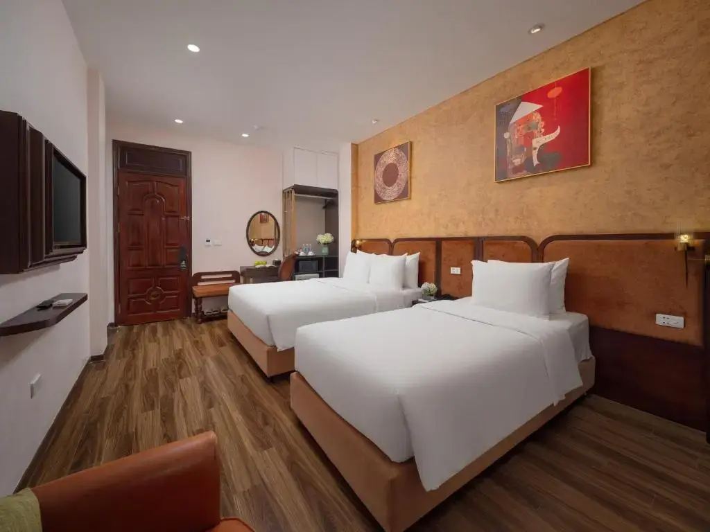 Khách sạn Valoria Premium Hanoi Hotel and Travel Hà Nội