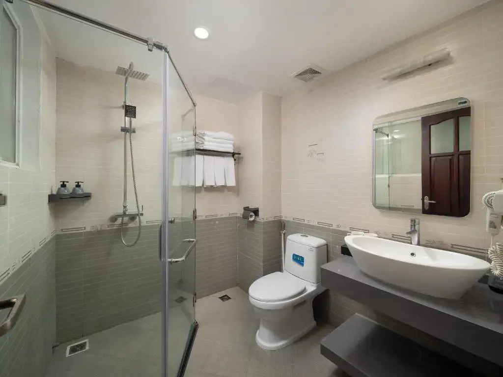 Khách sạn Valoria Premium Hanoi Hotel and Travel Hà Nội