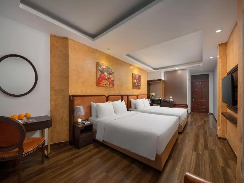 Khách sạn Valoria Premium Hanoi Hotel and Travel Hà Nội