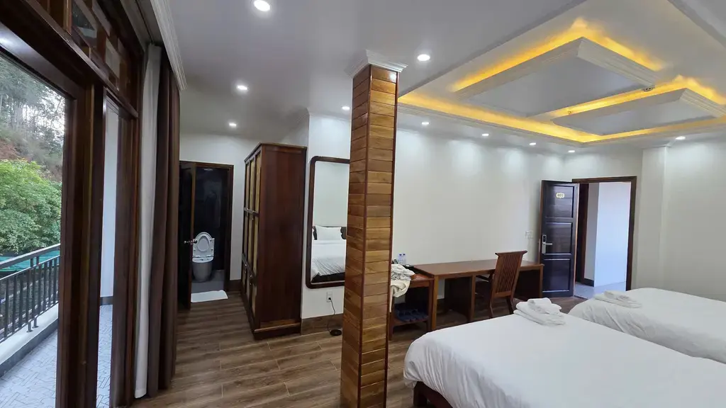 Khách sạn Việt Sơn Lâm Hotel Đồng Văn Hà Giang