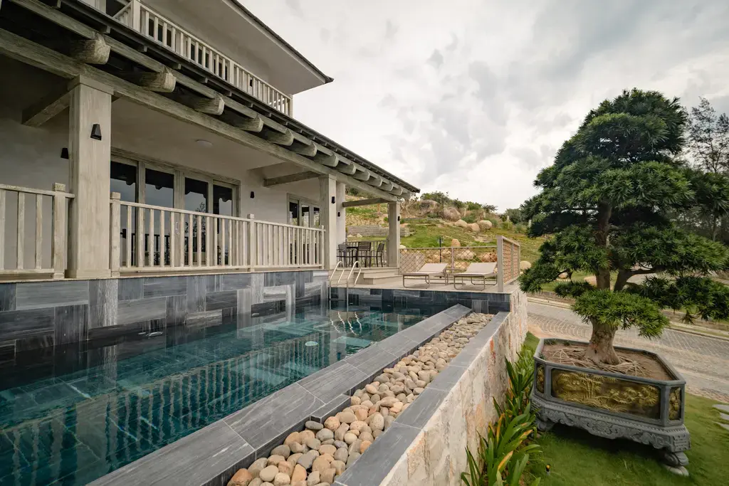 Crown Retreat Resort Quy Nhơn Bình Định