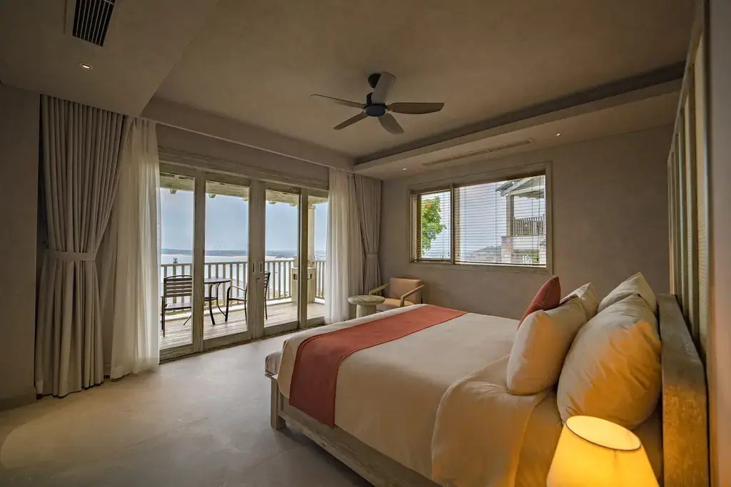 Crown Retreat Resort Quy Nhơn Bình Định