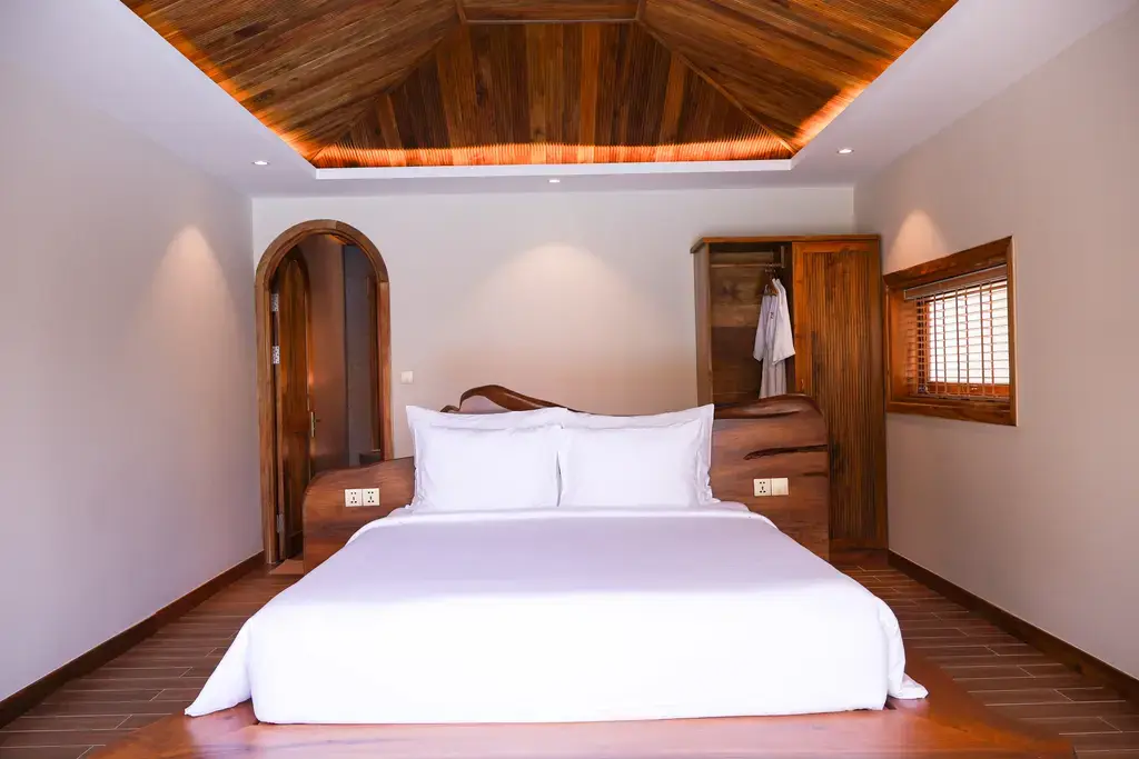 Khách sạn The Tahiti Beach Hotel & Resort Phú Quốc