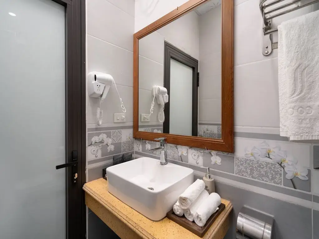 Khách sạn Tam Coc Center Luxury Hotel & Villa Ninh Bình