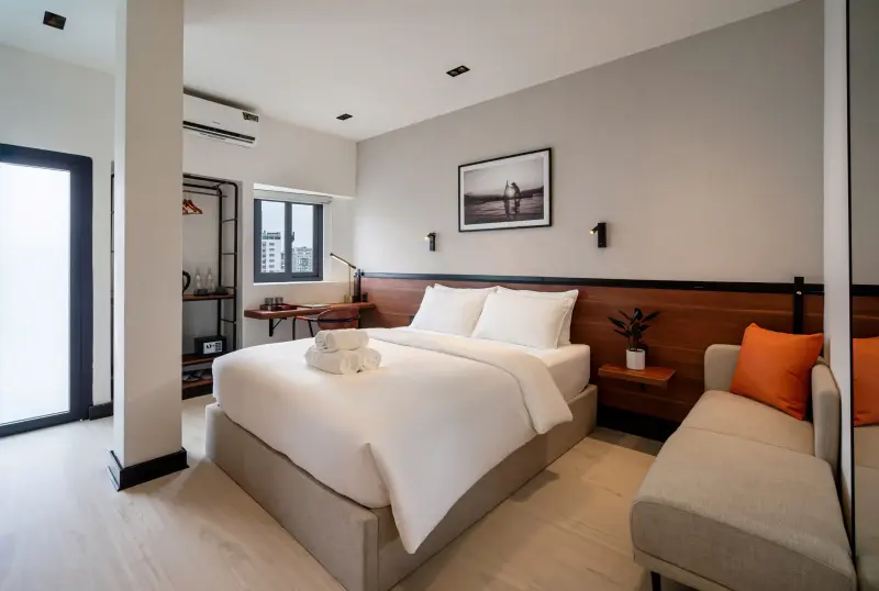Khách sạn Metrolux By Zeus Group Hotel Hồ Chí Minh - Deluxe Balcony (Urban A)