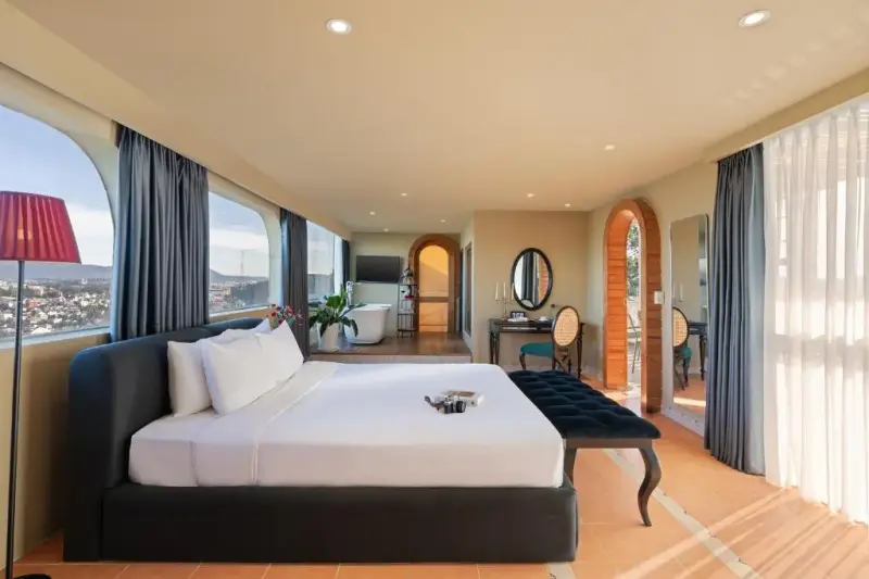 Khách sạn New Life Hotel Đà Lạt - Signature Suite