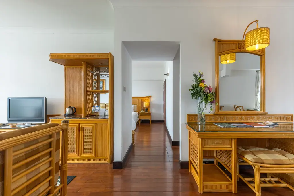 Khách sạn Thắng Lợi Hotel Hà Nội