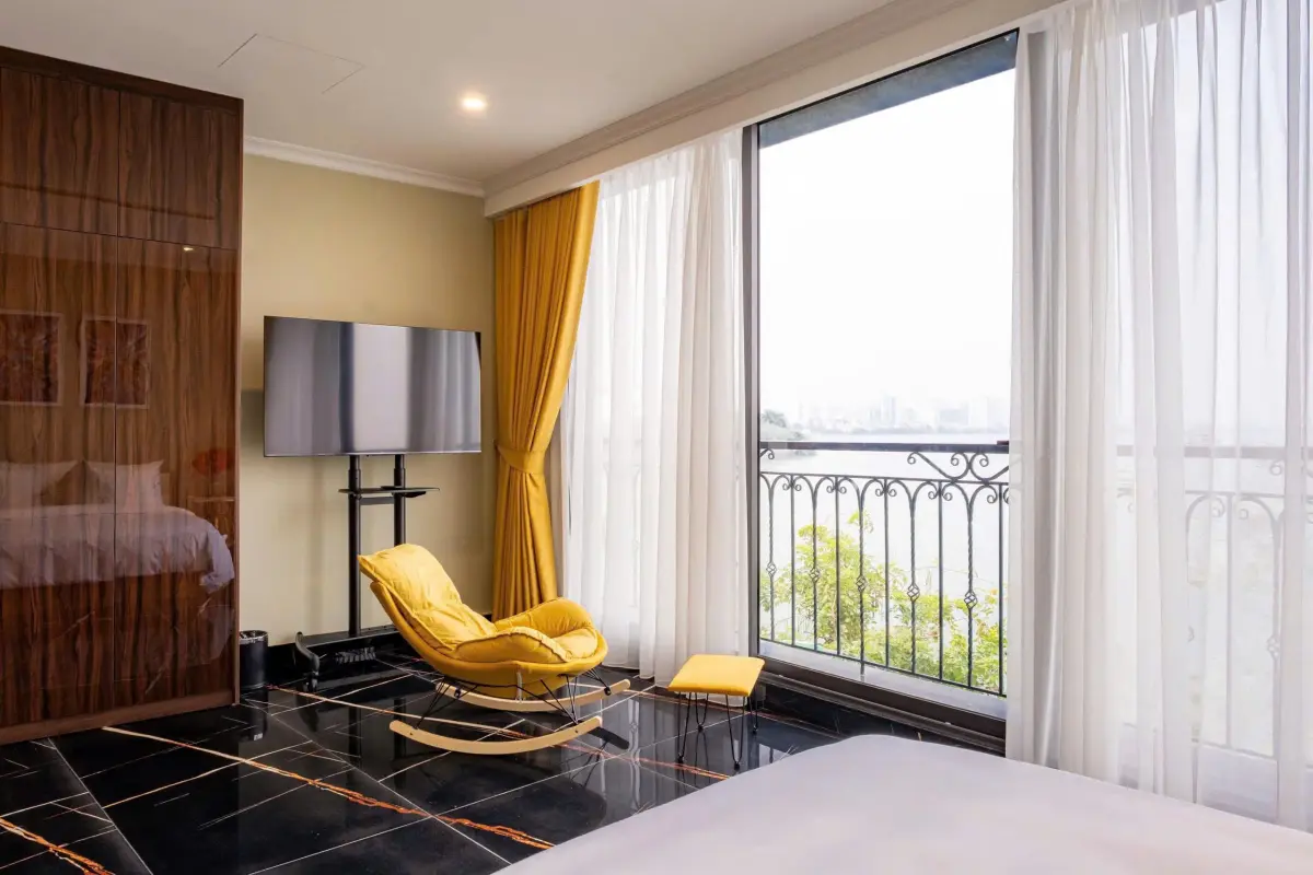 Khách sạn Sunset Westlake Hà Nội