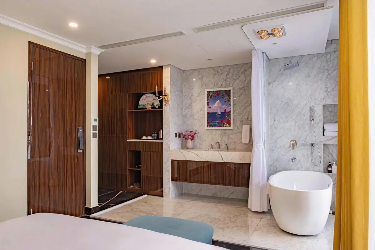 Khách sạn Sunset Westlake Hà Nội