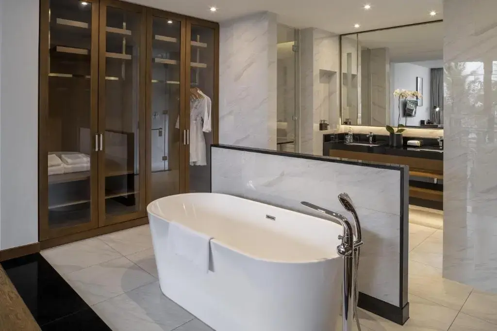 Khu nghỉ dưỡng Oakwood Hạ Long