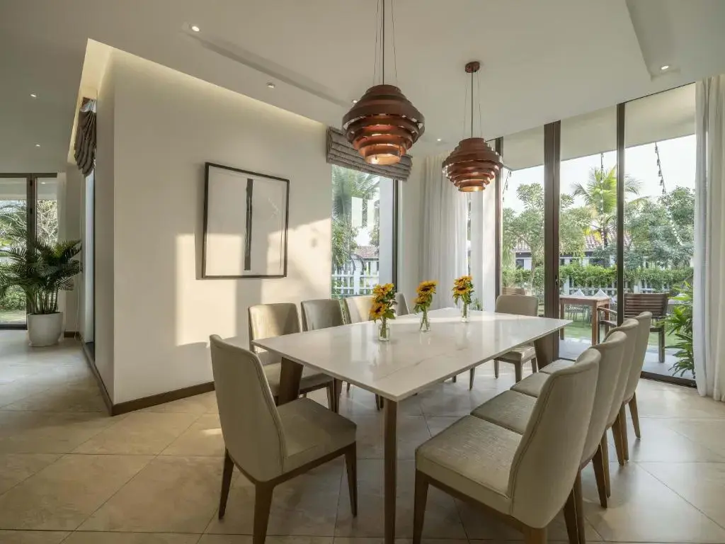 Khu nghỉ dưỡng Oakwood Hạ Long