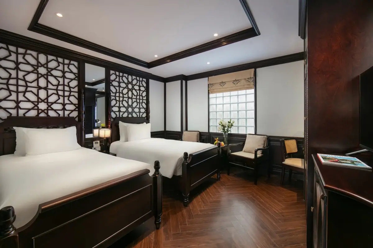 Khách sạn MAY DE VILLE Crown Hotel Hà Nội