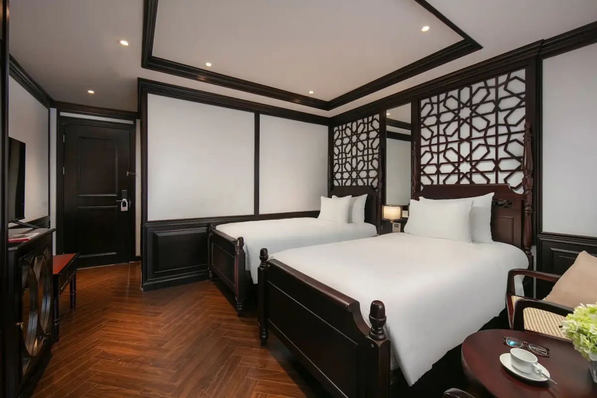 Khách sạn MAY DE VILLE Crown Hotel Hà Nội