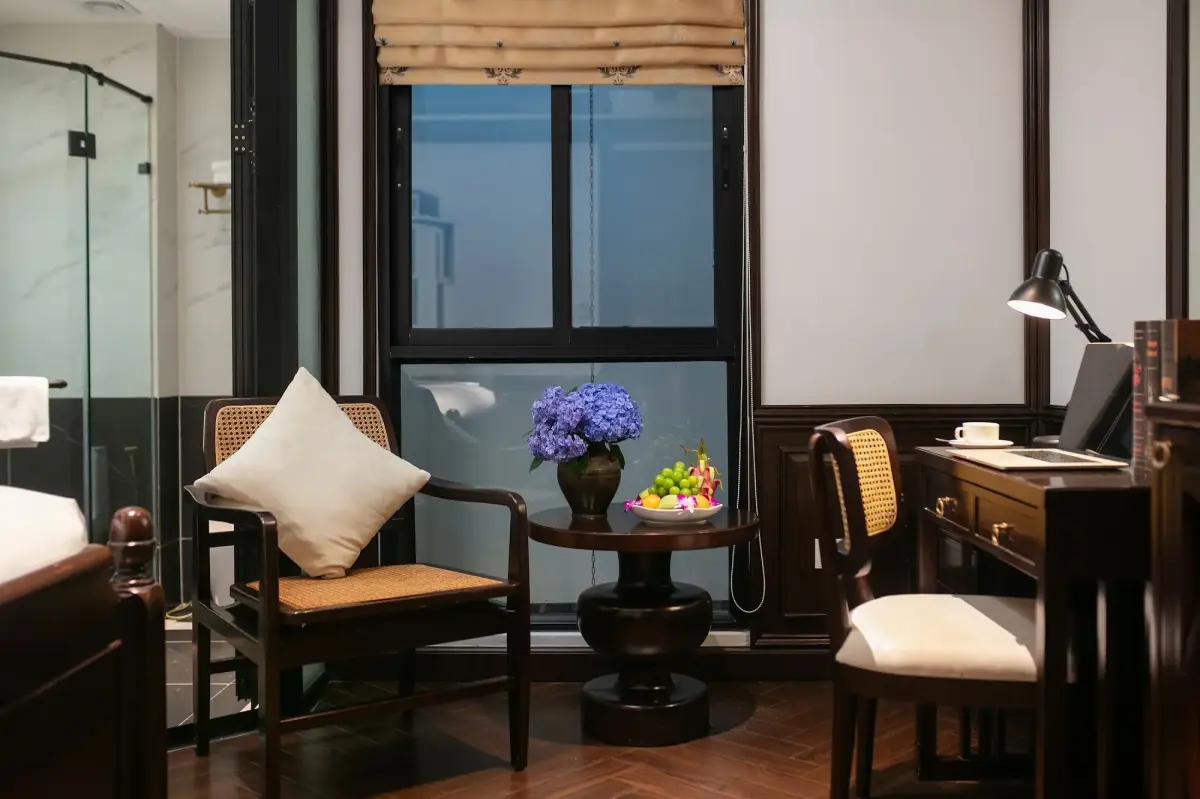 Khách sạn MAY DE VILLE Crown Hotel Hà Nội