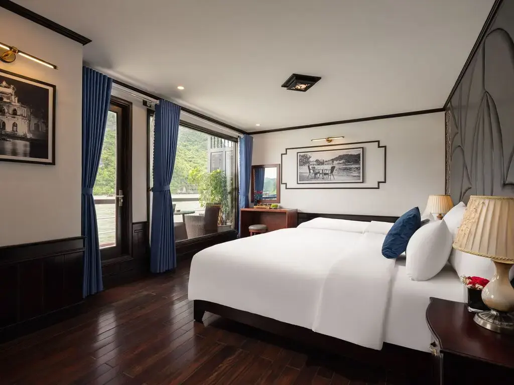 Du thuyền Le Journey Elegance Cruise Hạ Long