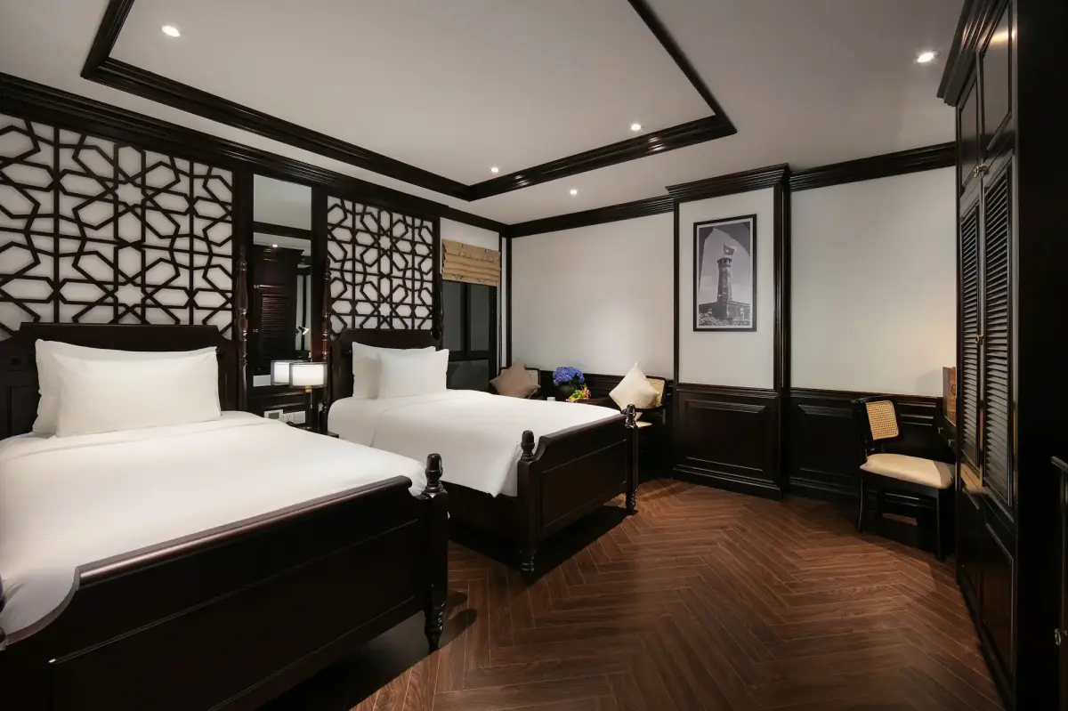 Khách sạn MAY DE VILLE Crown Hotel Hà Nội