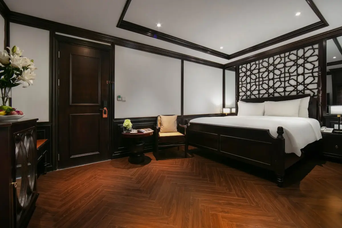 Khách sạn MAY DE VILLE Crown Hotel Hà Nội