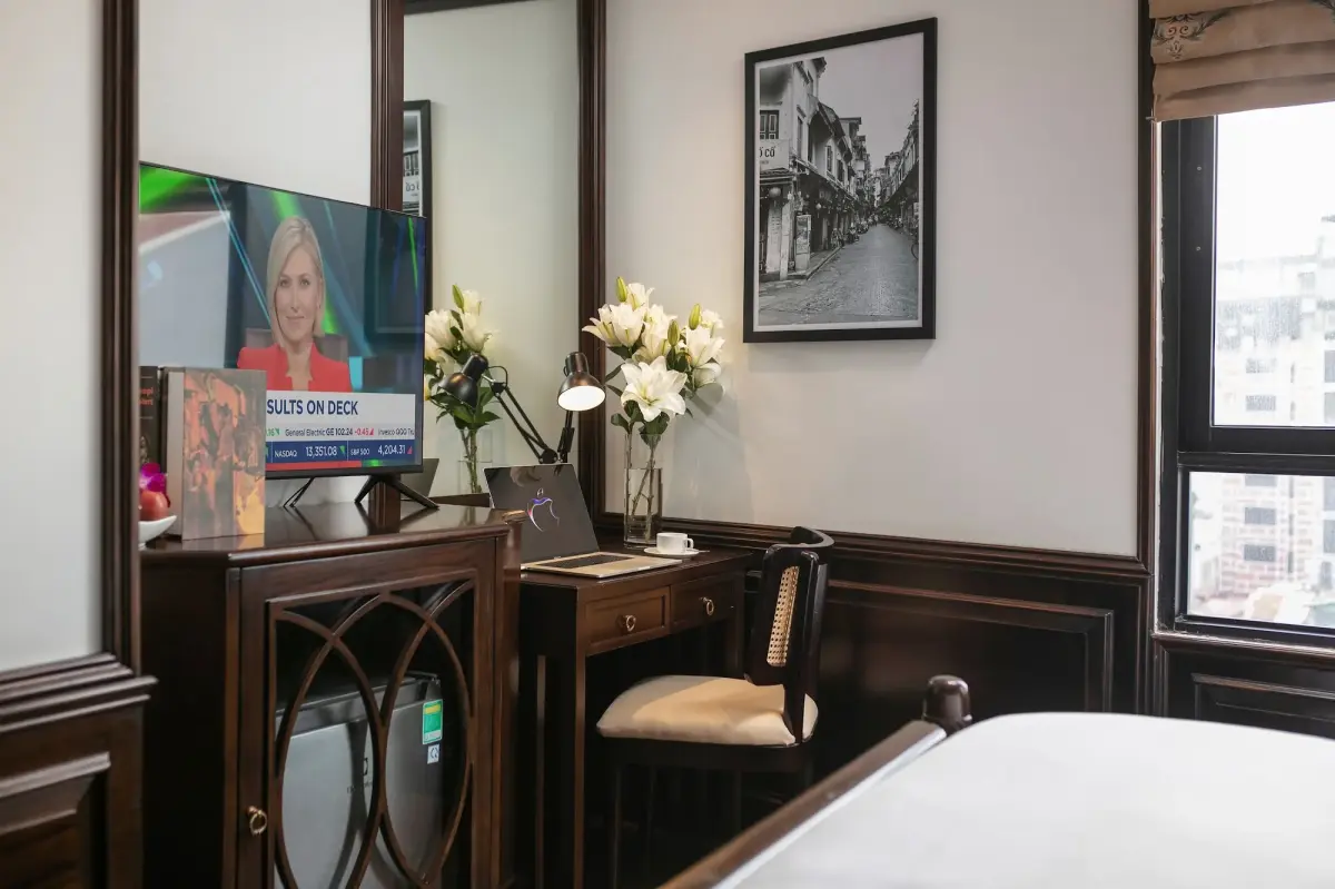 Khách sạn MAY DE VILLE Crown Hotel Hà Nội