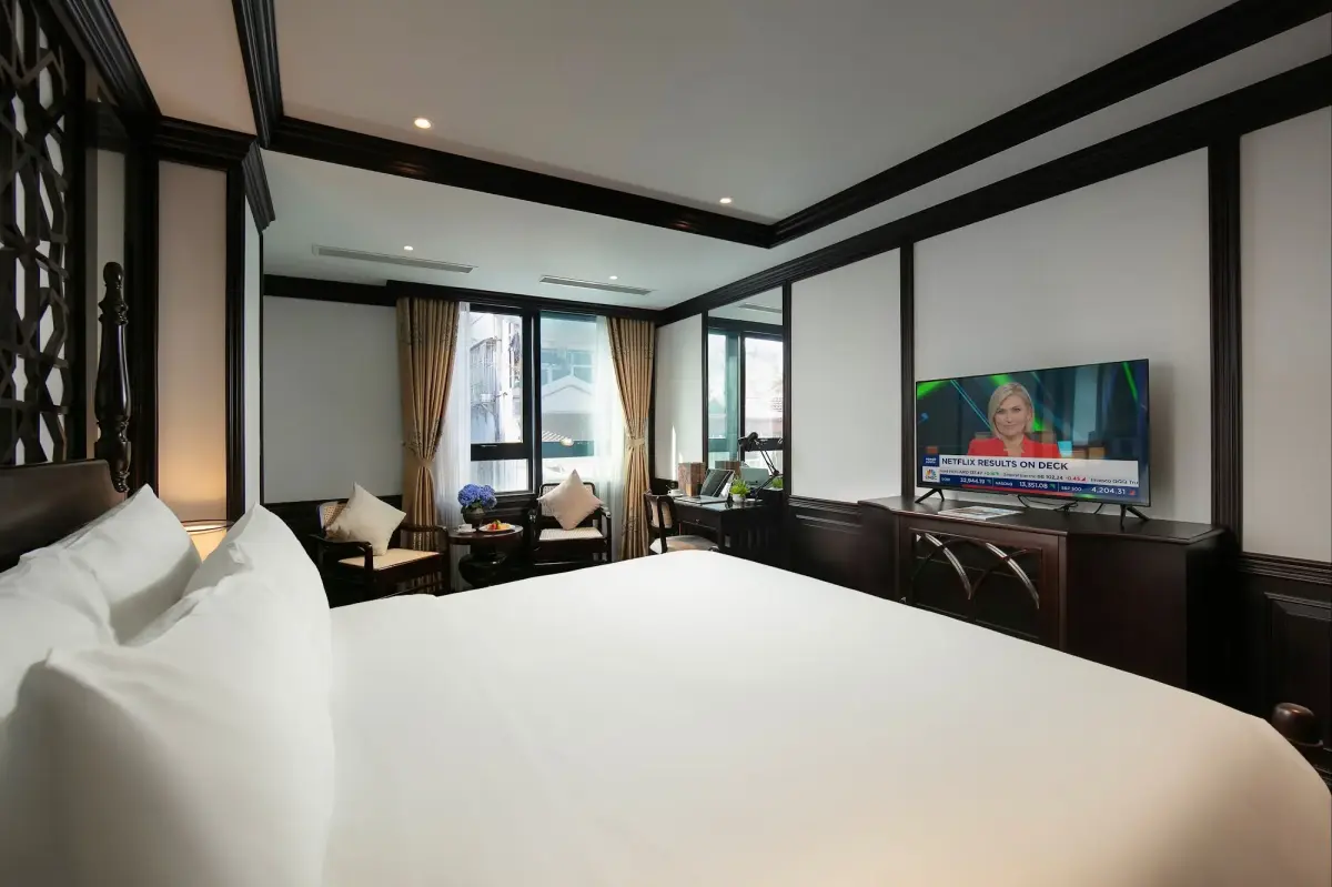 Khách sạn MAY DE VILLE Crown Hotel Hà Nội