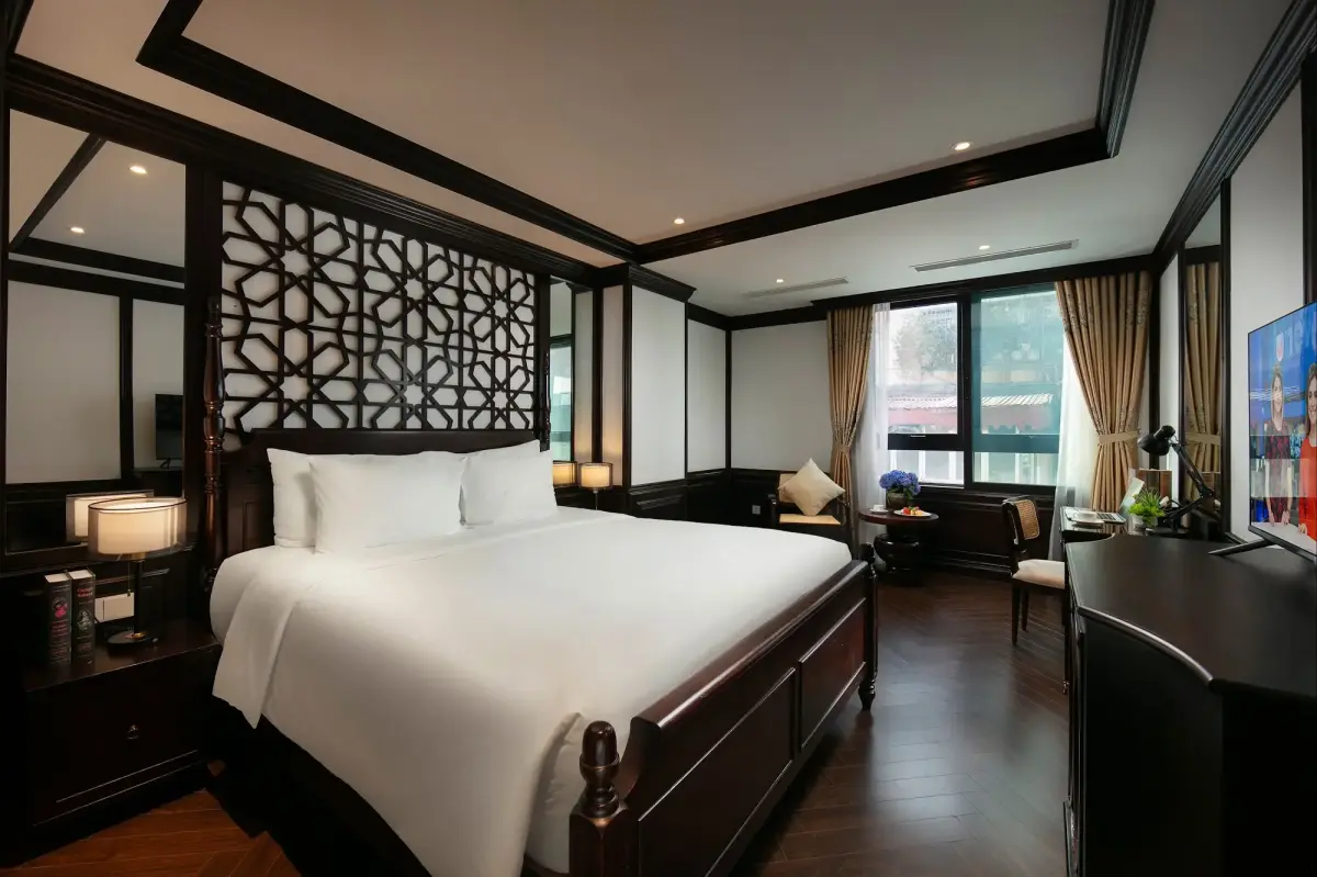Khách sạn MAY DE VILLE Crown Hotel Hà Nội