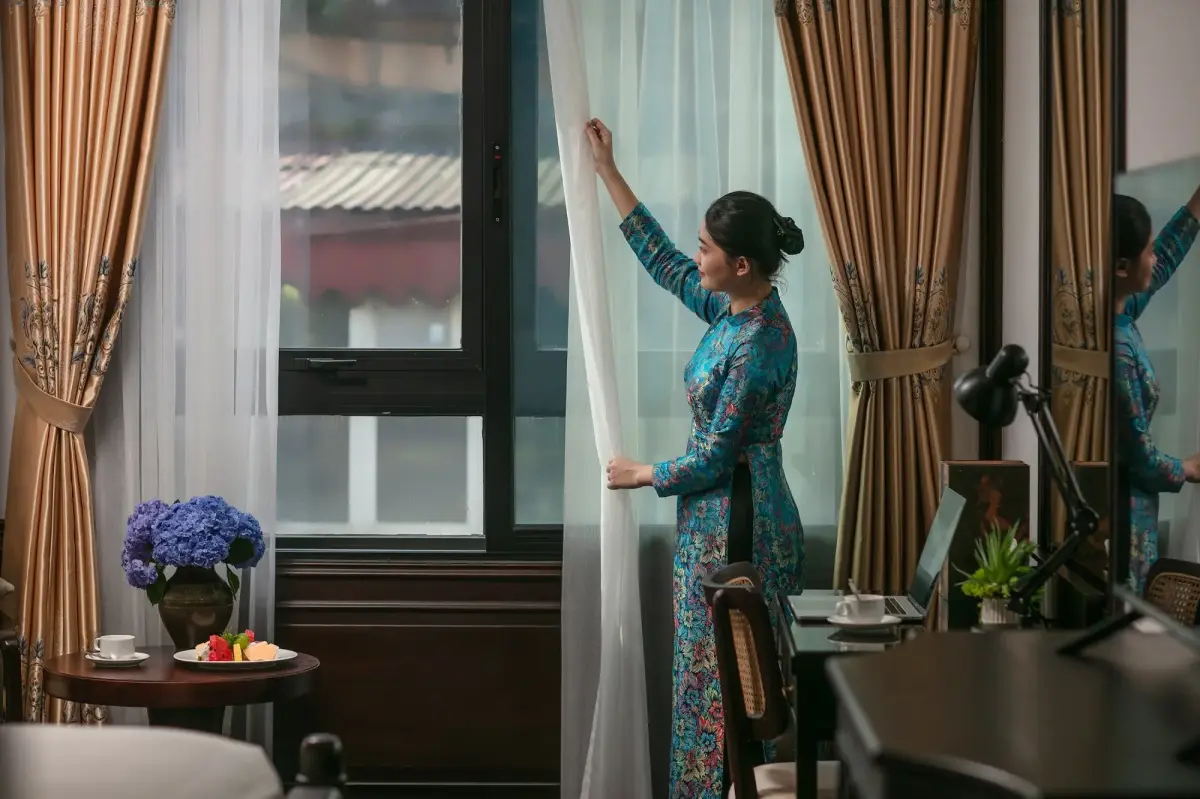 Khách sạn MAY DE VILLE Crown Hotel Hà Nội