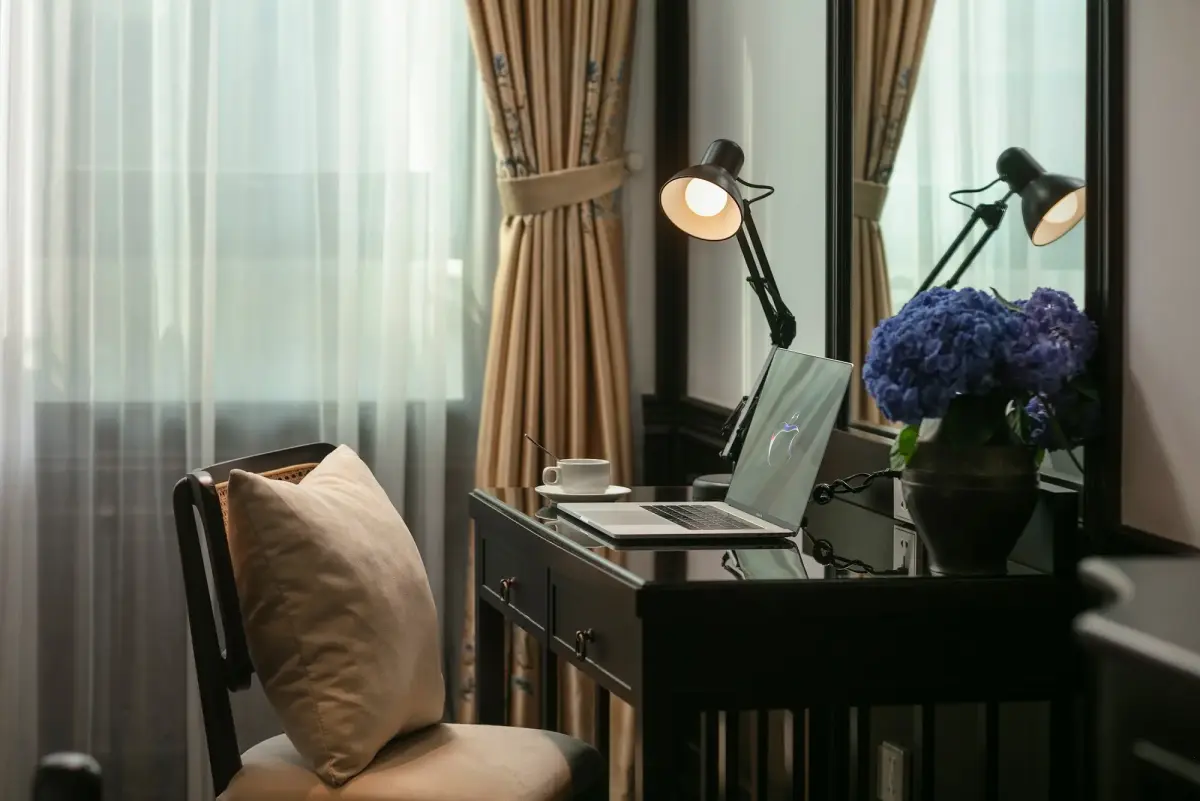 Khách sạn MAY DE VILLE Crown Hotel Hà Nội