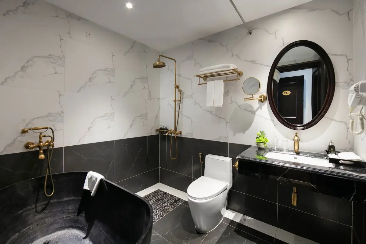 Khách sạn MAY DE VILLE Crown Hotel Hà Nội