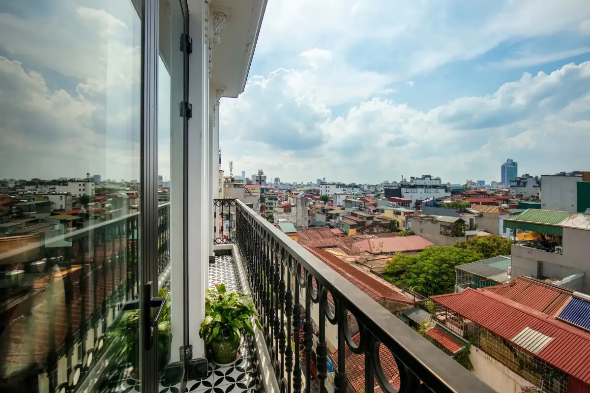 Khách sạn MAY DE VILLE Crown Hotel Hà Nội