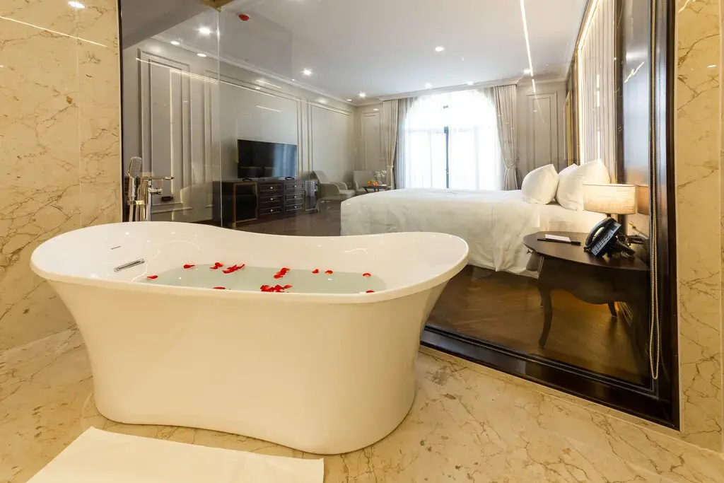 Khách sạn Adamo Hotel Hưng Yên
