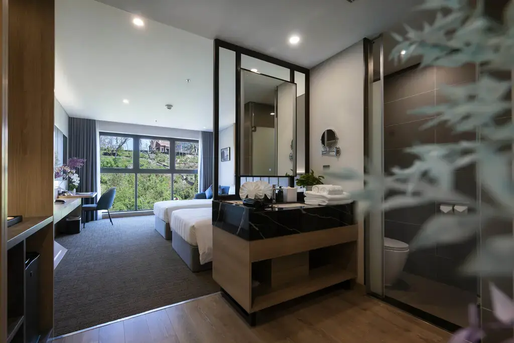 Khách sạn Wyndham Garden Legend Hạ Long