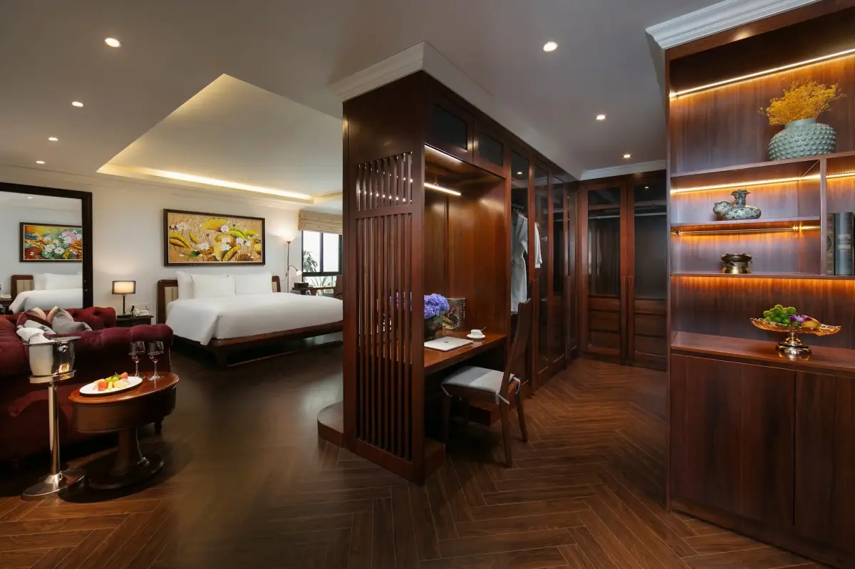 Khách sạn MAY DE VILLE Crown Hotel Hà Nội