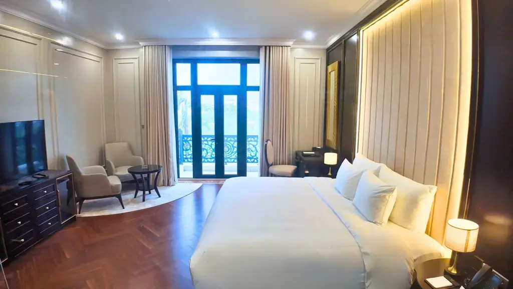 Khách sạn Adamo Hotel Hưng Yên